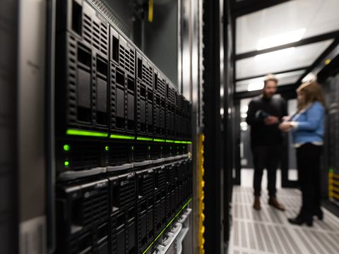 Server Philosophie Technik neu