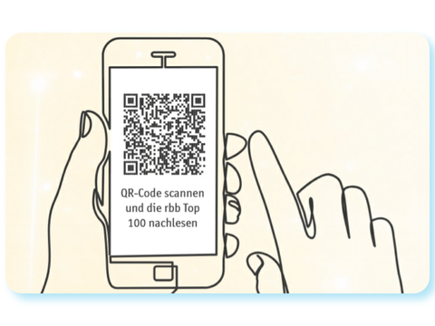 Illustration eines Smartphones mit QR-Code auf dem Display. Daneben steht der Hinweis „QR-Code scannen und die rbb Top 100 nachlesen“. Eine Hand hält das Smartphone, eine andere zeigt auf den Bildschirm.