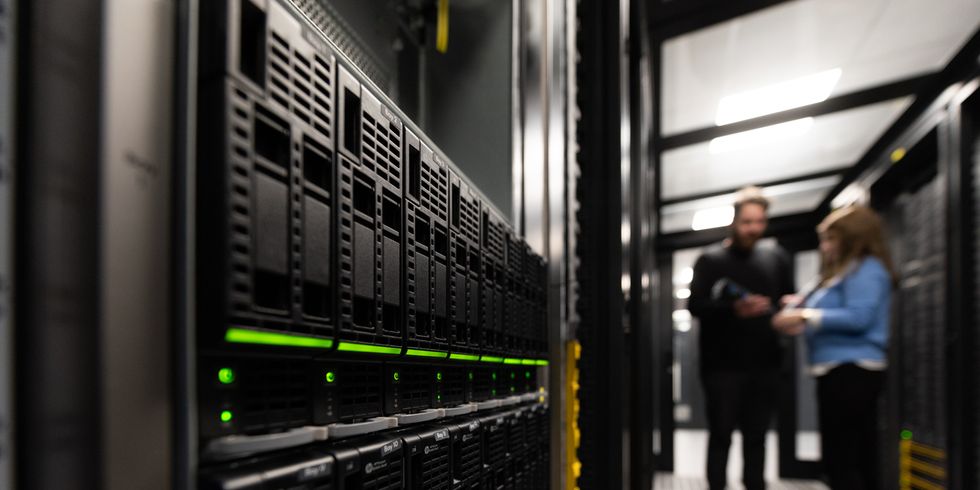 Server Philosophie Technik neu